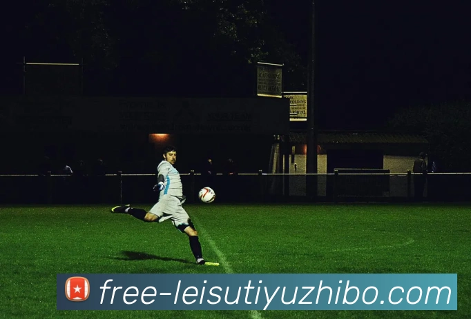 雷速体育直播全站App